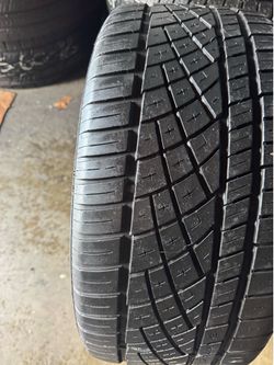 245 40 18 Continental extreme contact tire