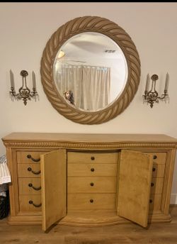 6 piece King bedroom set