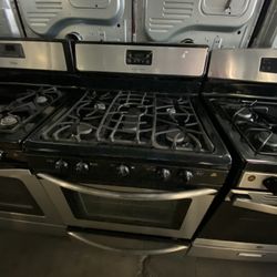Frigidaire Range