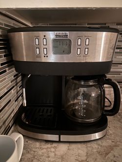 Bella Pro Series - Combo 19-Bar Espresso and 10-Cup Drip Coffee Maker - Stainless steel