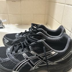 Black n silver asics
