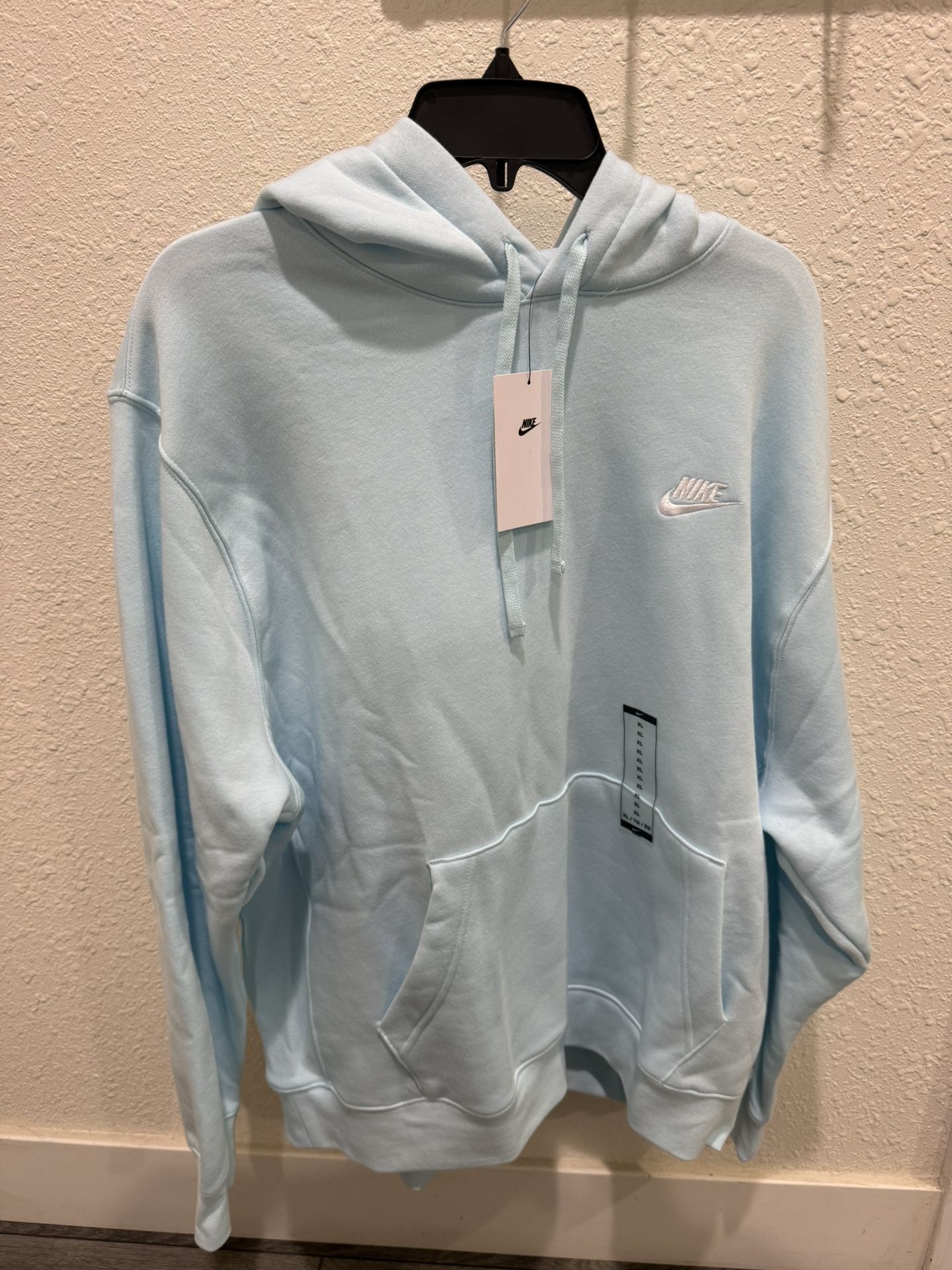 [New with Tags] Nike Men's Sportswear Club Fleece Hoodie Glacier