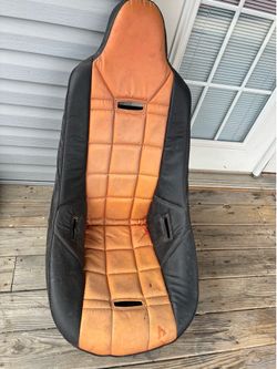 Racing bucket seat
