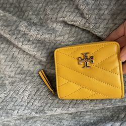 Tory Burch Kira Chevron Compact Wallet Bifold Yellow Leather 