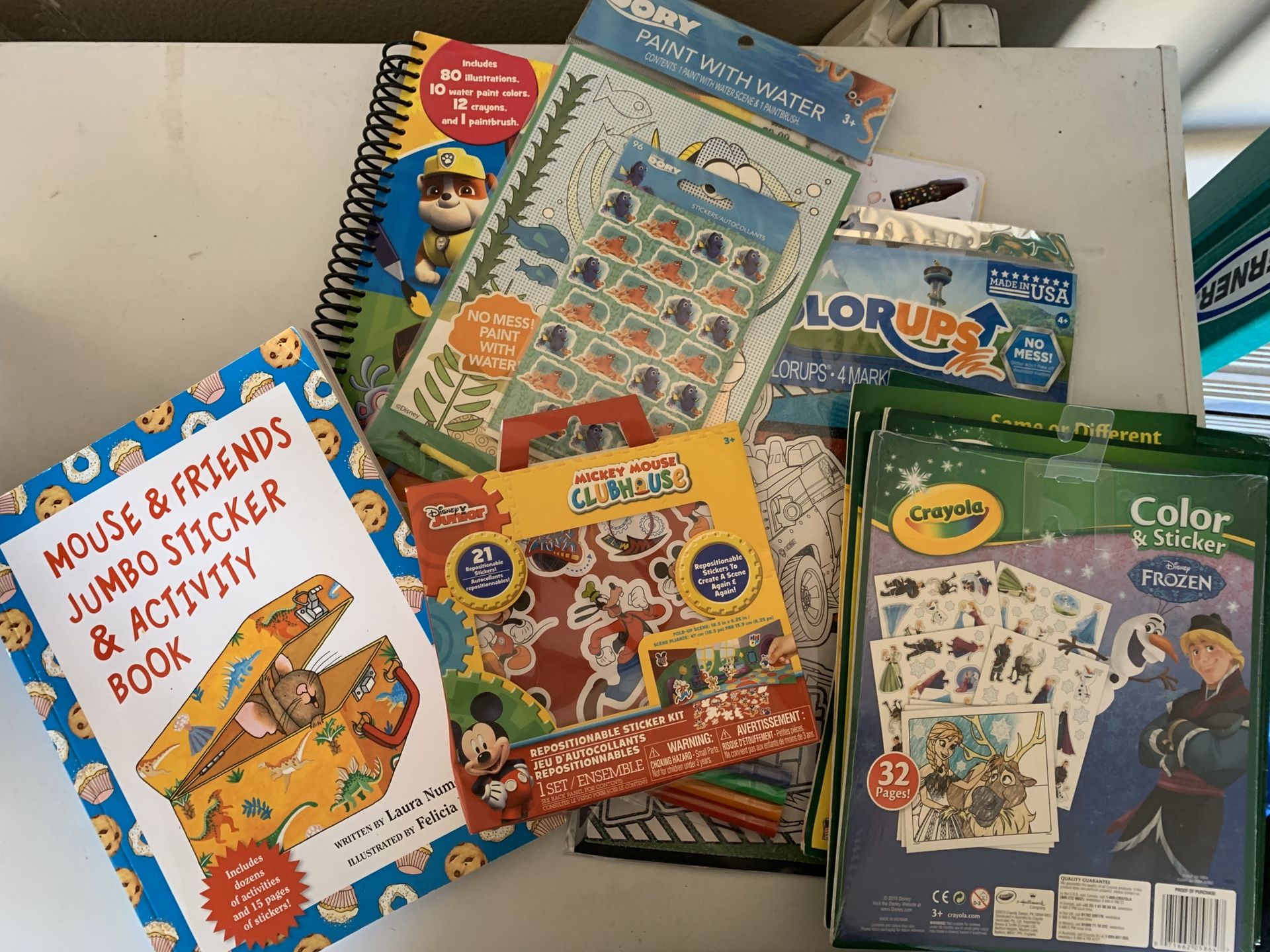 Coloring books/packets