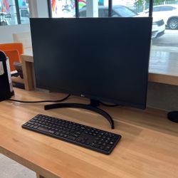 Monitor + Keyboard 