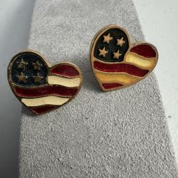 Vintage Avon Heart Shaped Gold Tone Enamel USA Flag Pierced Earrings and Pin