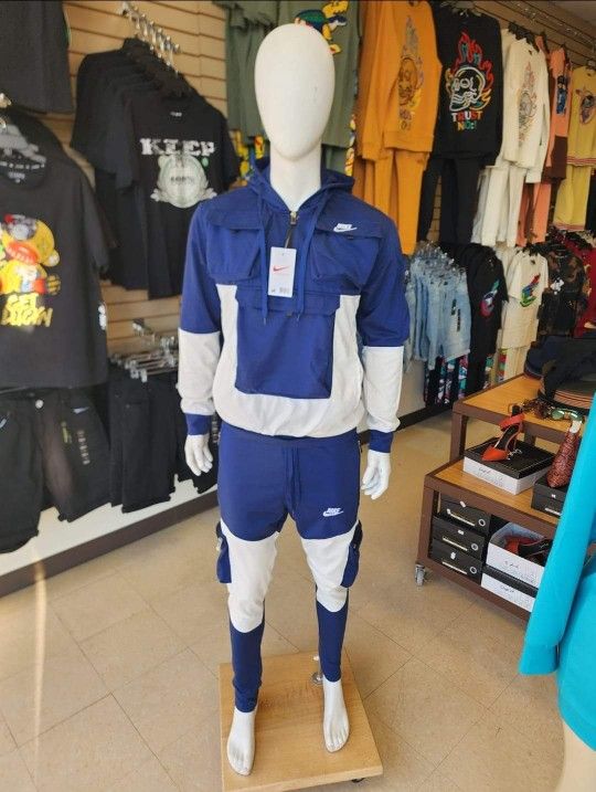 Nike Sweatsuit