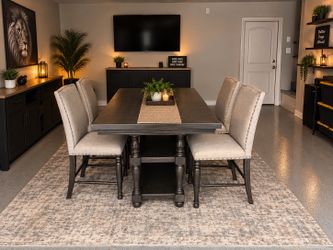 Dining room set