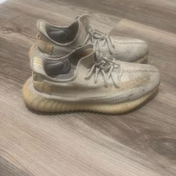 Yeezys  Size 11 150$