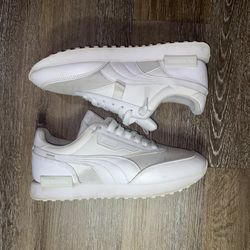 Size 9.5-Puma Future Rider X TMC
