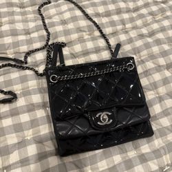 Chanel purse