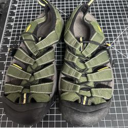 Keen Water Shoes Women’s Size 8
