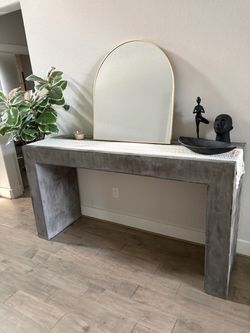 Large Wood entry table