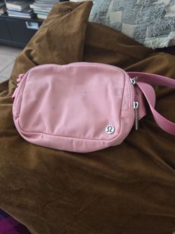Lululemon ping bag