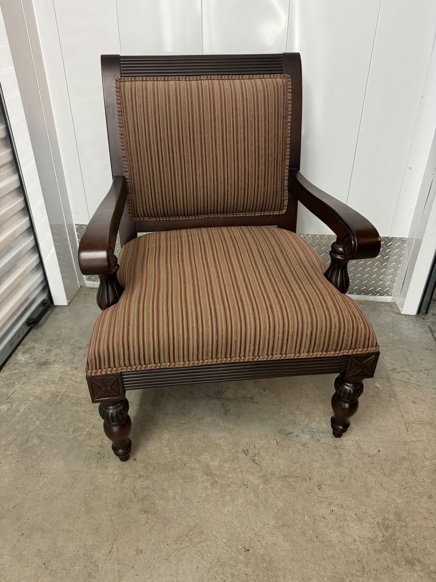 NEW Solid Wood Burgundy Moss Green Fabric Office Chair