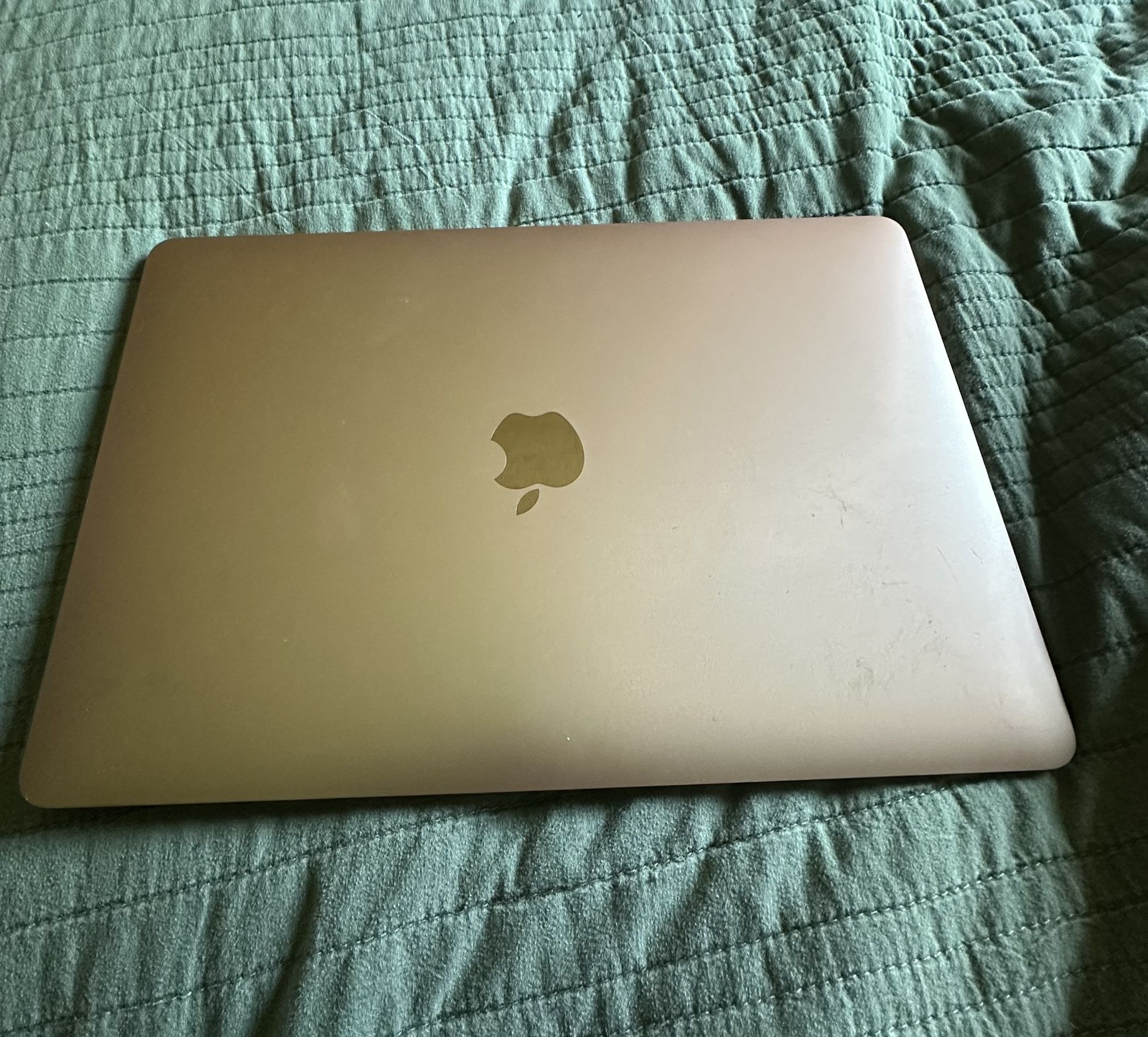 Mac Book 