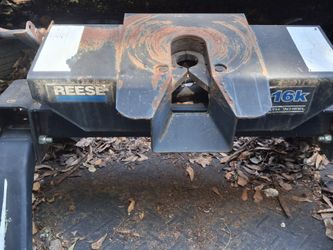 Reese 5th Wheel Hitch
