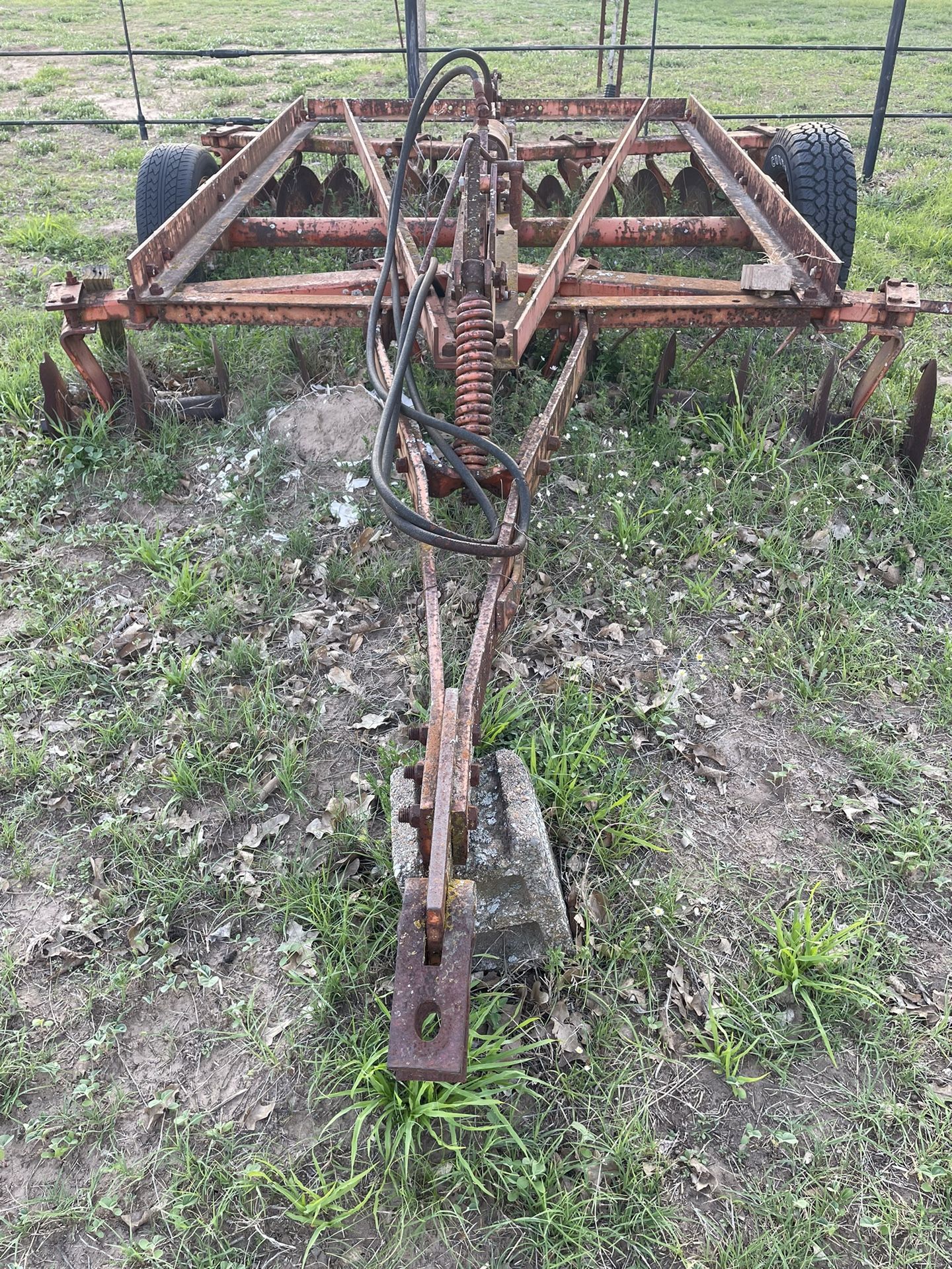 Allis Chalmers 9 foot Hydraulic Disk