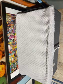 Changing table pad w/covers