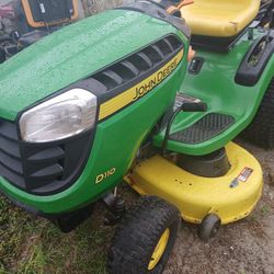 John Deer D110 19hp Runs Great Like New Condition 