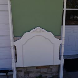 Bed head board and steel frame. Nice !🤩