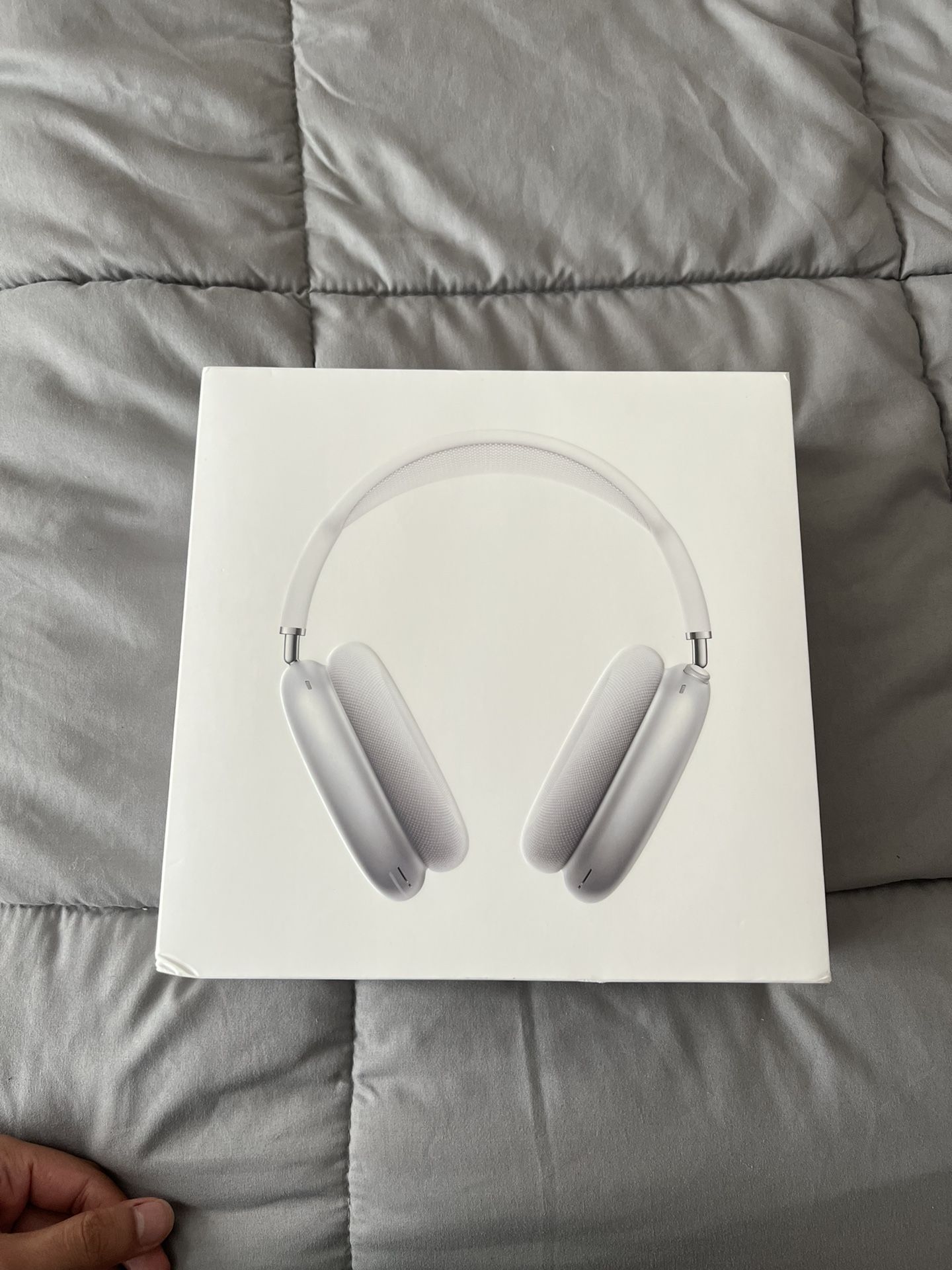 Apple AirPods Max Silver Headphones