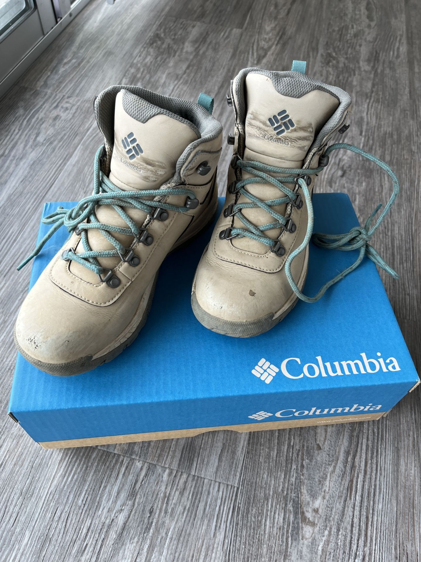 Columbia Hiking Shoes Columbia Women's Yoncalla Boots Review