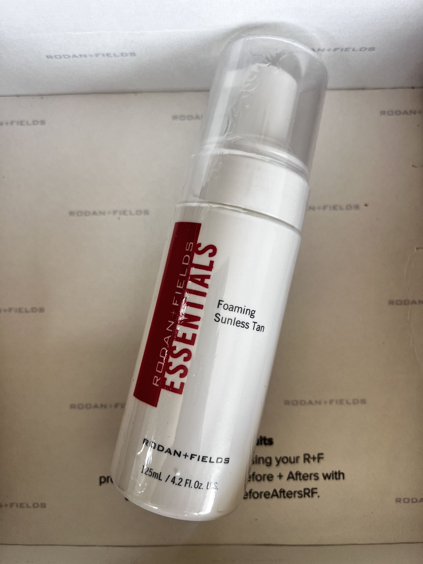 R+F ESSENTIALS Foaming Sunless Tan