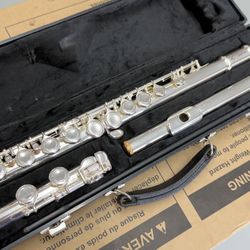 L.J Hutchens 4215 Flute Silver Plated w/ Hard Case
