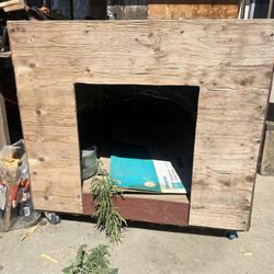 Dog House 