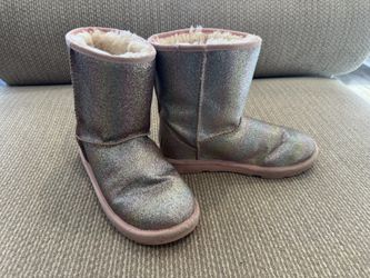 UGG boots, Girls Size 4