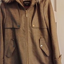 Ladies size Sm. Kenzie Coat