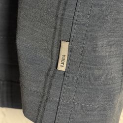 Vuori Men’s Button Up Medium 