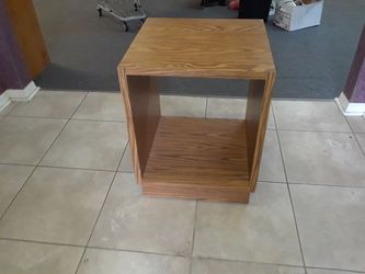 Printer stand 22ide x 21deep 28tall very solid