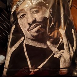 Tupac sweatshirt size L