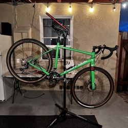 Gravel Bike, Road Bike Mountain Bike