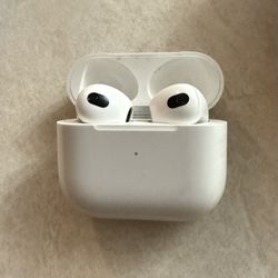  Apple AirPods (3rd Generation) Wireless Ear Buds, Bluetooth