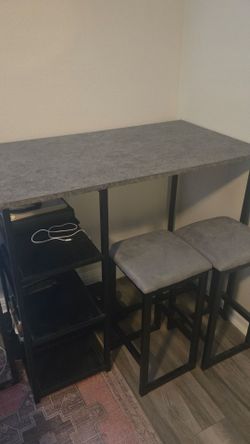 Dining table High top with 2 stools
