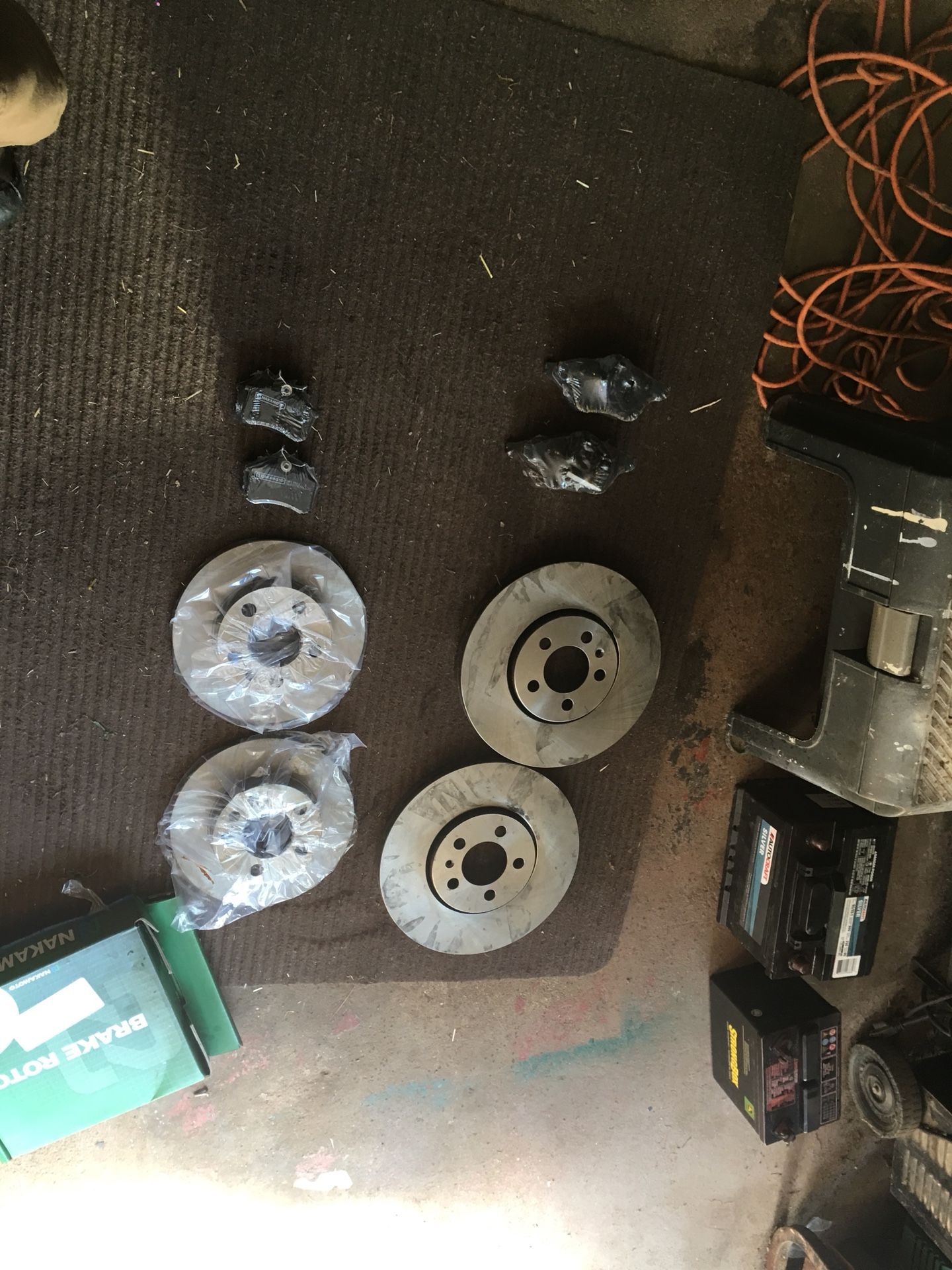 VW brakes and rotors front and back disc
