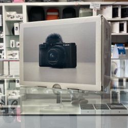 Canon PowerShot V1 (10/22)