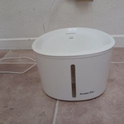 Premier Pet Multi Cat Fountain 54 oz