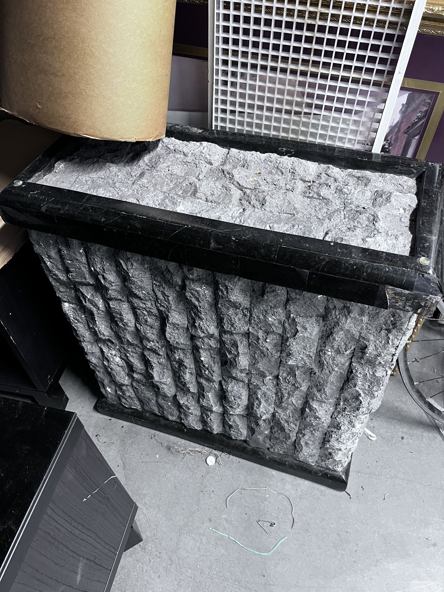 Free Reptile Stand