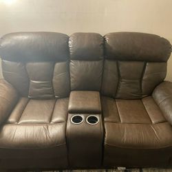 RECLINING COUCH AND LOVE SEAT