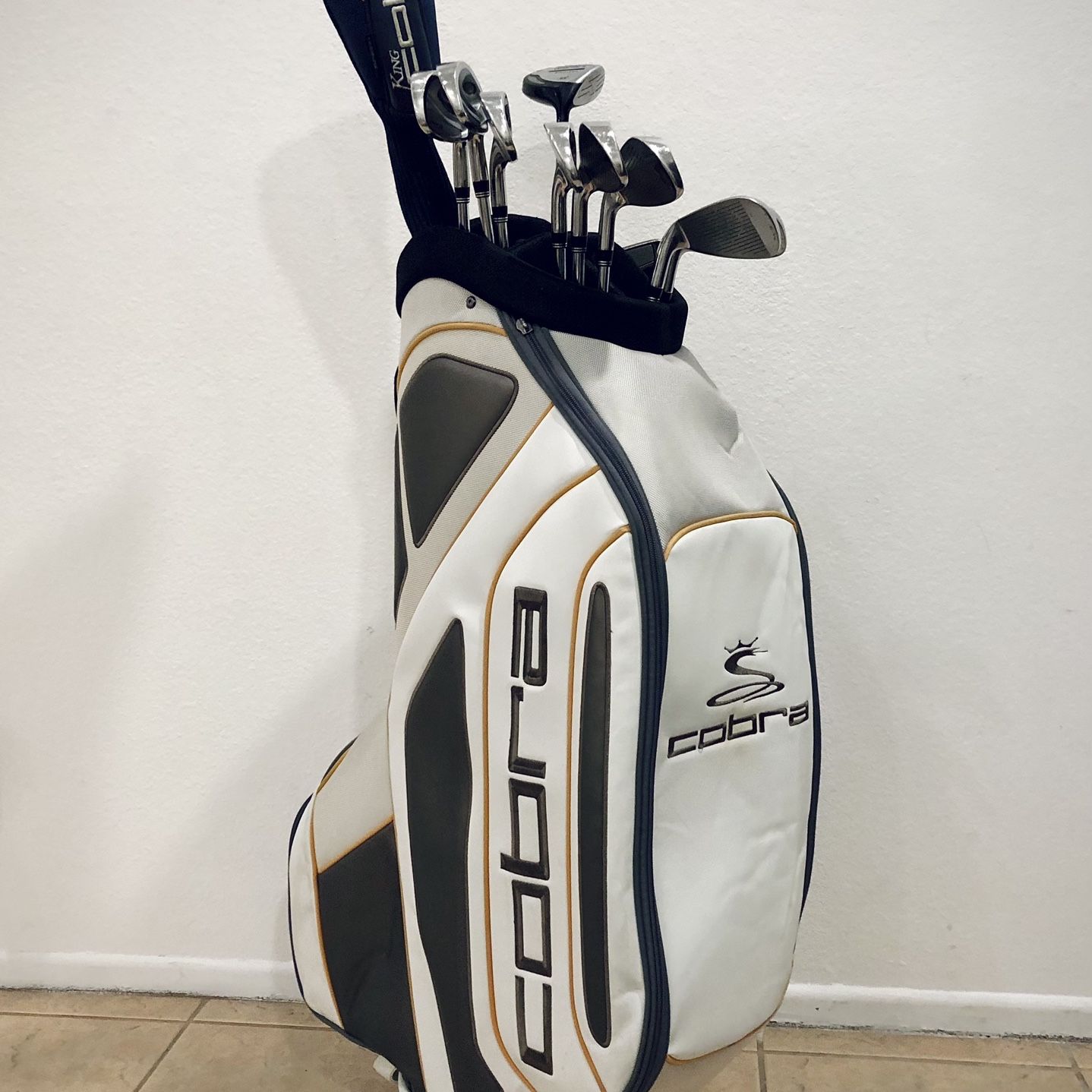 Golf club set with Giga Golf club bag! for Sale in Miami, FL - OfferUp