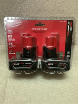 Milwaukee. M12 Lithium-Ion XC Extended Capacity 3.0 Ah Battery Pack (2-Pack).