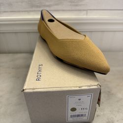 NIB Rothy’s The Point II 