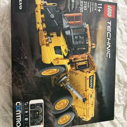 Lego Volvo 42114