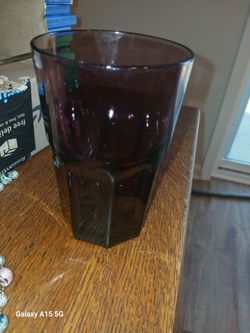 6 Purple glasses