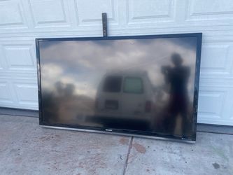 Sharp Aquos Flat Screen TV with Remote